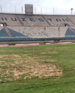 Read more about the article ورزشگاه غدیر اهواز در آستانه لیگ بیست و پنجم: تراژدی خانه به دوشی استقلال خوزستان ادامه دارد؟