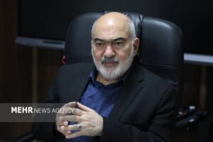 Read more about the article هشدار درباره بحران رودخانه کارون؛ درخواست بازنگری در سیاست‌های انتقال آب از سرشاخه‌ها