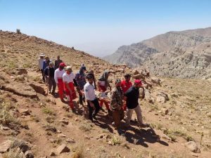 Read more about the article عملیات ۸ ساعته هلال‌احمر برای انتقال پیکر کوهنورد جان‌باخته در ارتفاعات اسفراین