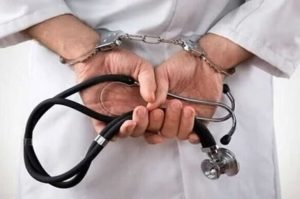 جزئیاتی از یک پرونده جنجالی جراحی‌های زیبایی غیرمجاز؛ واگذاری جواز مطب