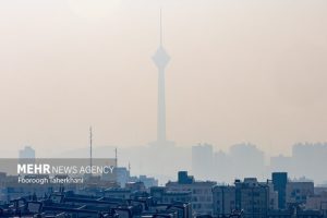 وضعیت هوای تهران نارنجی و آلوده است