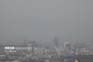 وضعیت هوای تهران نارنجی و آلوده است