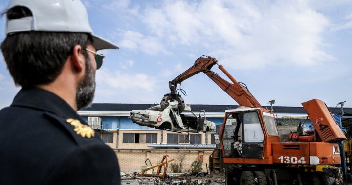 تماس مالکان خودروهای رهاشده با پلیس؛ توقیف برخی از وسایل نقلیه