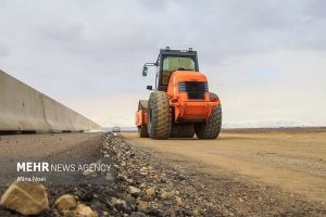 Read more about the article تکمیل پروژه‌های راه‌سازی دامغان؛ اتصال محوری شمال به جنوب کشور