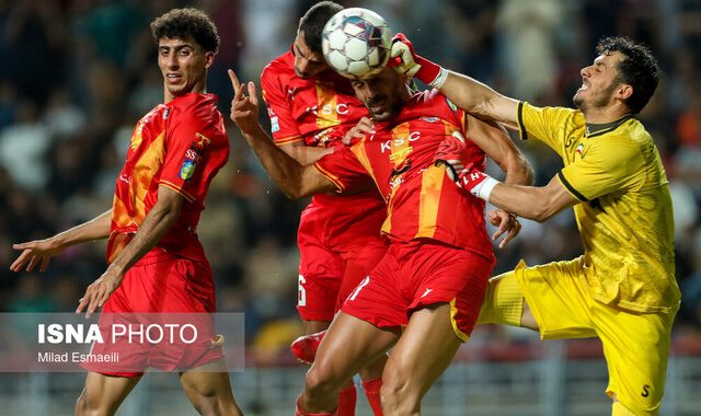 یک کار جذاب در فولاد؛ بازیکنان جوان پا به پای با تجربه‌ها